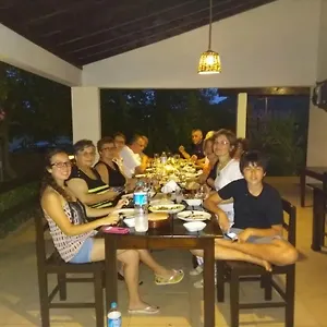 Oda ve Kahvaltı Salkim, Ekincik